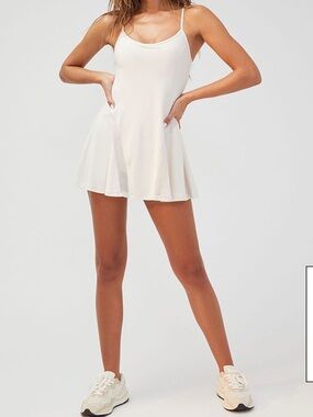 PAC 1980 PAC GLIDE Active Circle Dress in Ivory- Size Medium